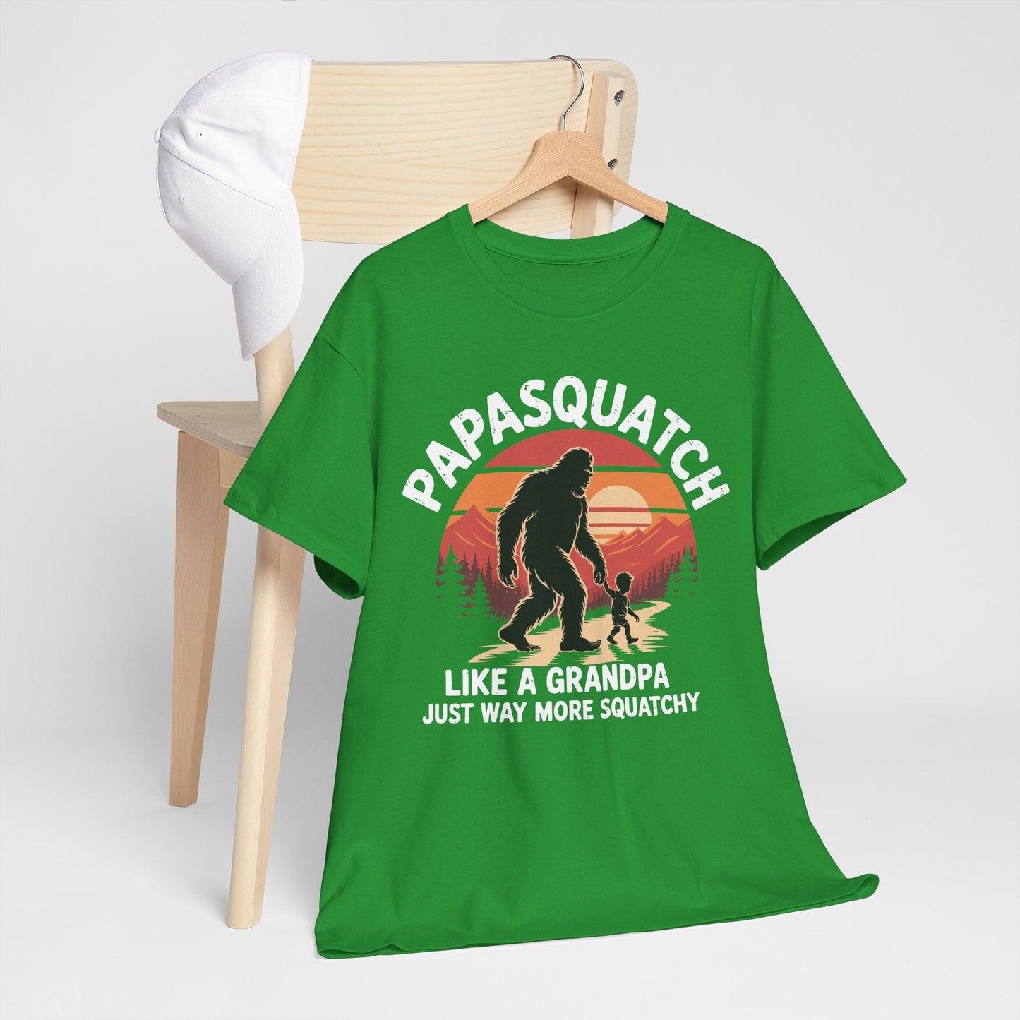 Retro Papa Squatch Like A Grandpa Funny Bigfoot Sasquatchy T-Shirt