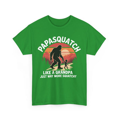 Retro Papa Squatch Like A Grandpa Funny Bigfoot Sasquatchy T-Shirt