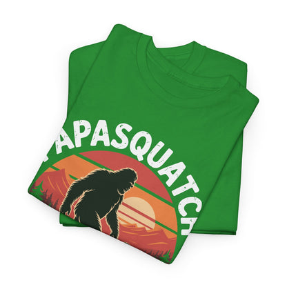 Retro Papa Squatch Like A Grandpa Funny Bigfoot Sasquatchy T-Shirt