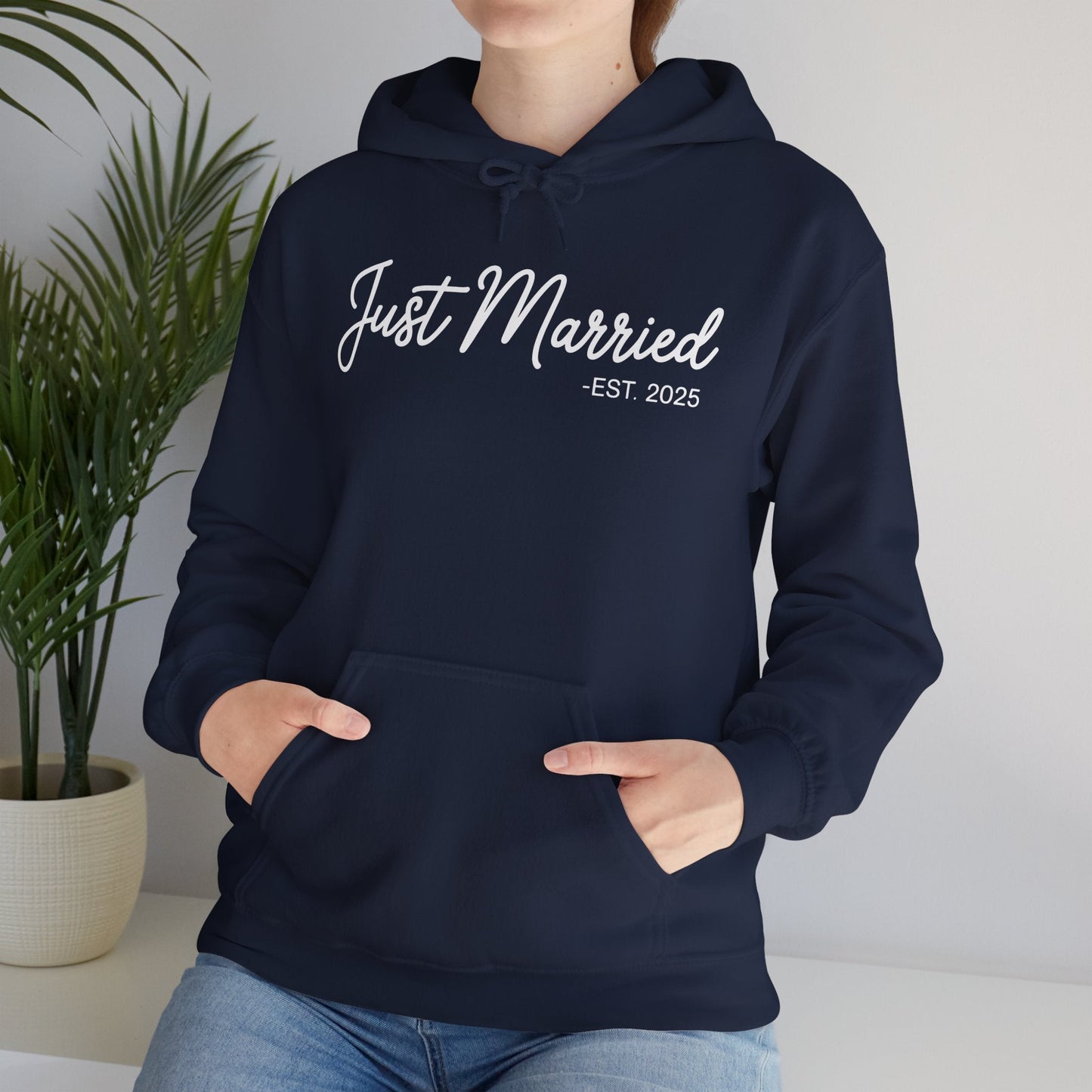 Just Married 2025 Honeymoon Wedding Couples Fiancee Hoodie