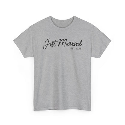 Just Married 2025 Honeymoon Wedding Couples Fiancee T-Shirt