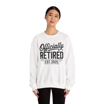 Funny Retirement 2025 Officially Retired Vintage Humor Sweatshirt