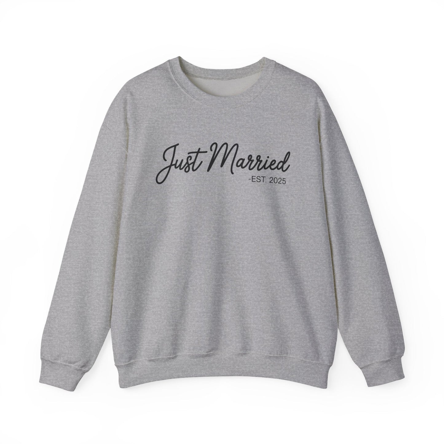 Just Married 2025 Honeymoon Wedding Couples Fiancee Sweatshirt