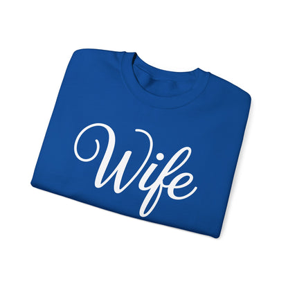 Wife Est 2025 Just Married Honeymoon Wedding Couples Sweatshirt