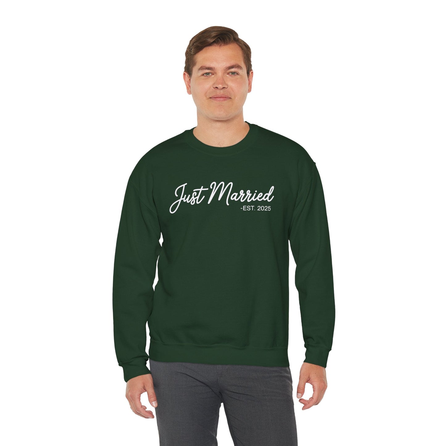 Just Married 2025 Honeymoon Wedding Couples Fiancee Sweatshirt