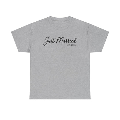 Just Married 2025 Honeymoon Wedding Couples Fiancee T-Shirt