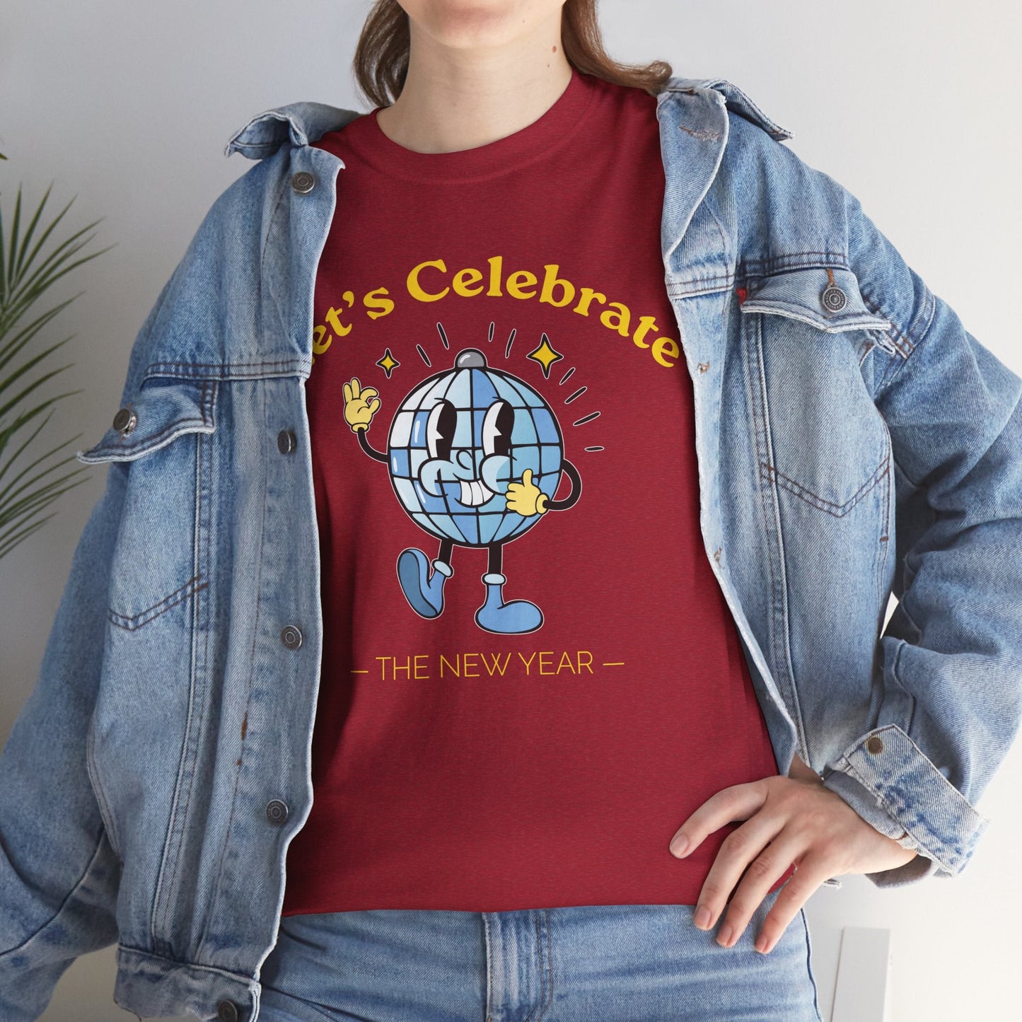 Cheers to Happy New Year Celebration T-Shirt Festivel NYE Party Tee for Men and Women