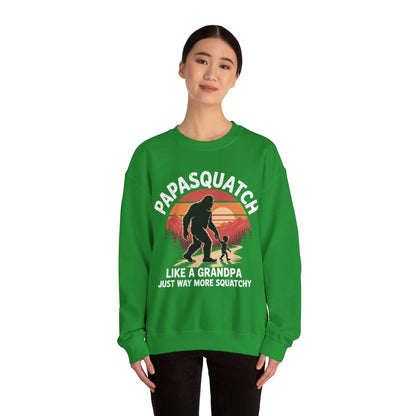 Retro Papa Squatch Like A Grandpa Funny Bigfoot Sasquatchy Sweatshirt