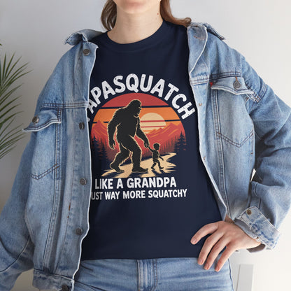 Retro Papa Squatch Like A Grandpa Funny Bigfoot Sasquatchy T-Shirt